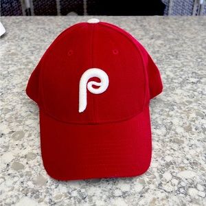 Phillies Hat
Old school, vintage - great condition.